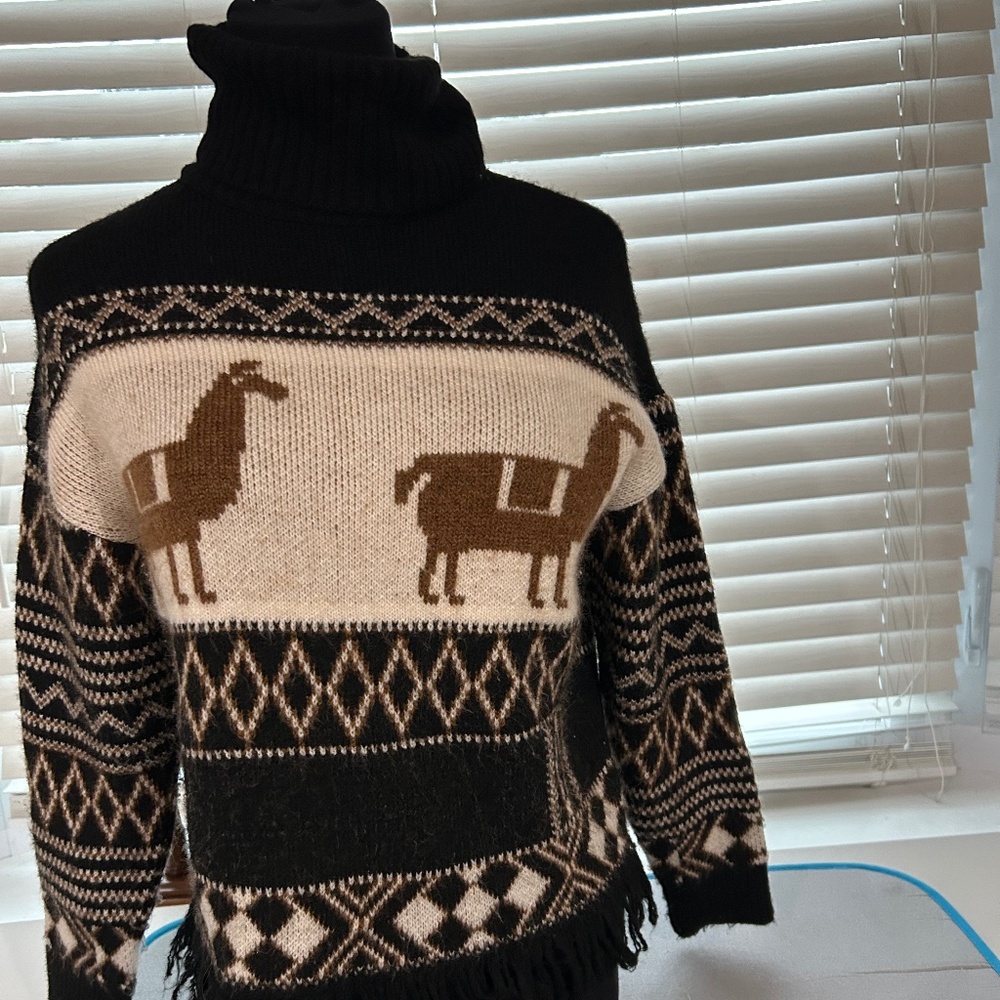 Zara Knitwear Fancy Collection Girl's Llama Turtleneck Sweater. Size 9 youth